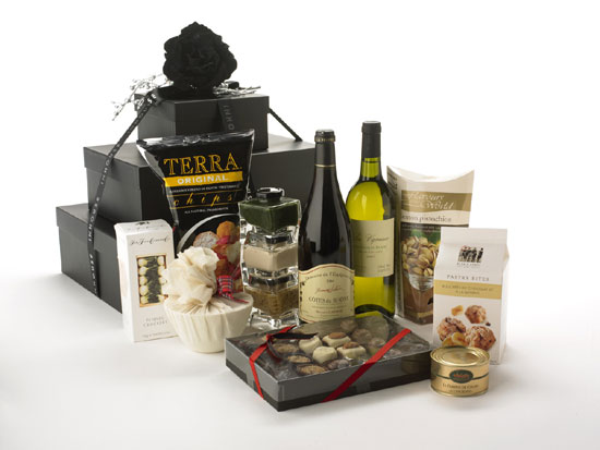 C100 We Love It Hamper
